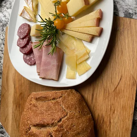 Tannen124 住宿加早餐酒店 Oberburg